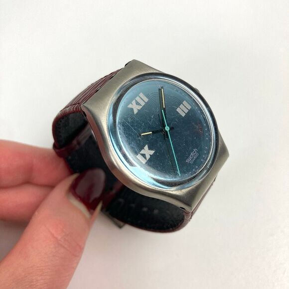 VTG Vintage 1991 SWATCH Gent PLAZA GX121 Unisex Watch Red Leather Band Blue Dial - Picture 8 of 8